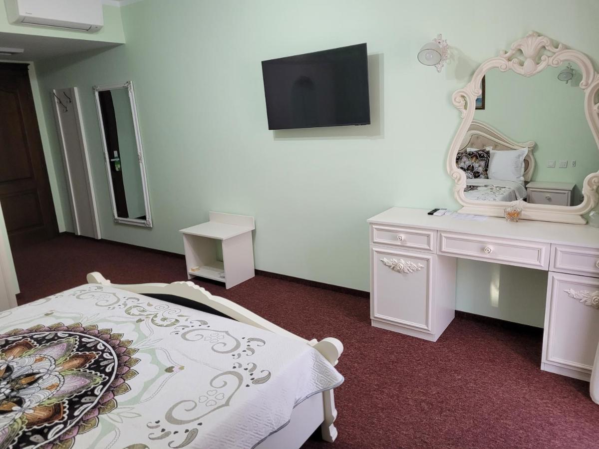 Lotus Boutique Hotel Deva Bagian luar foto