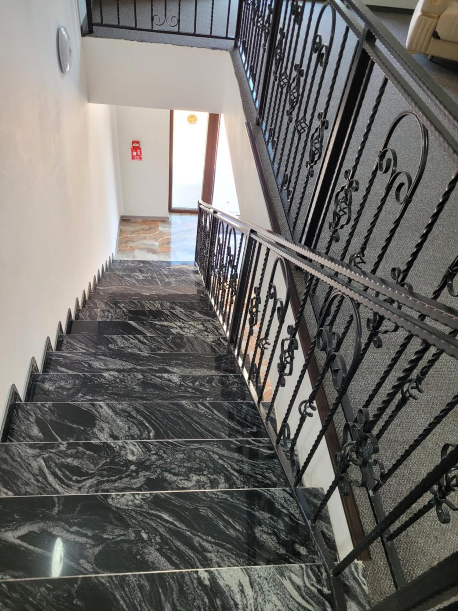 Lotus Boutique Hotel Deva Bagian luar foto