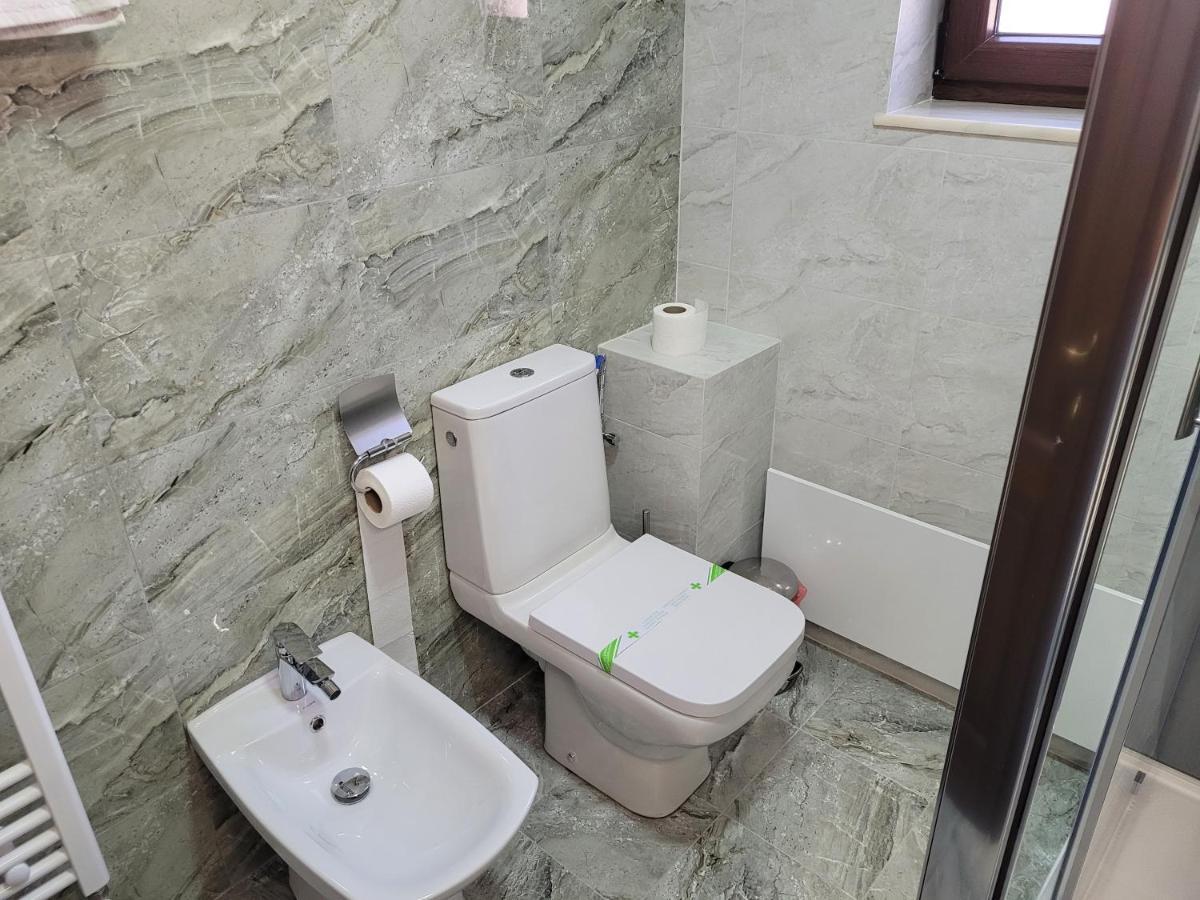 Lotus Boutique Hotel Deva Bagian luar foto