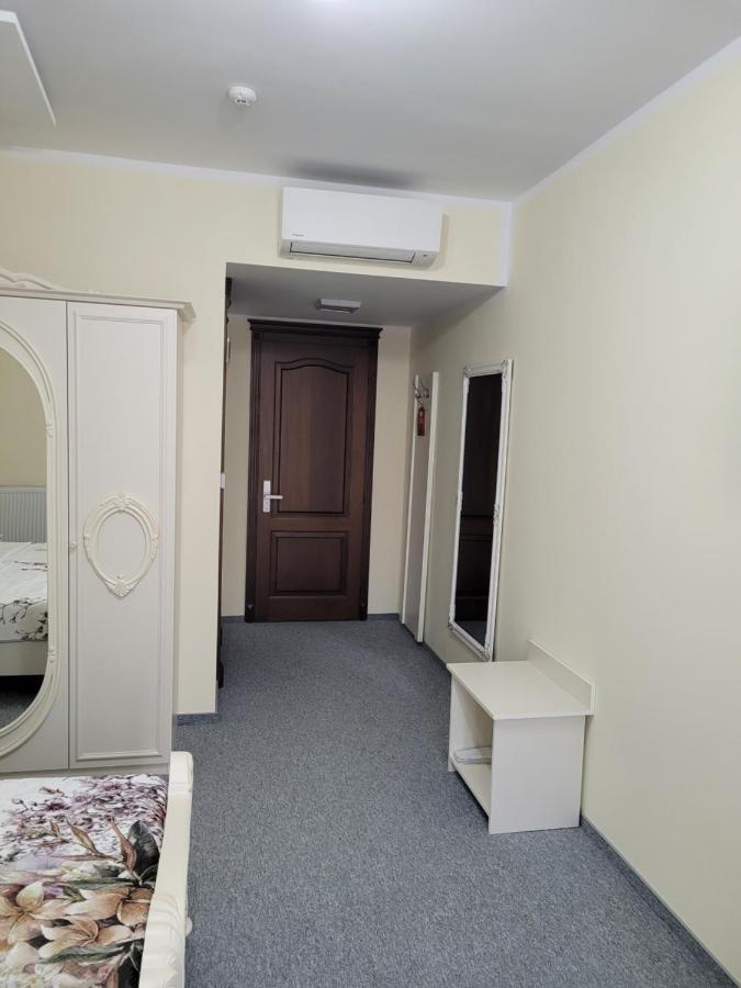 Lotus Boutique Hotel Deva Bagian luar foto